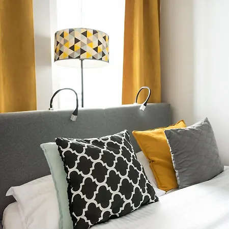 Prymasa Tysiaclecia Comfort 아파트 바르샤바