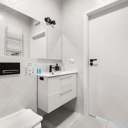 Apartment Prymasa Tysiaclecia Comfort Warschau