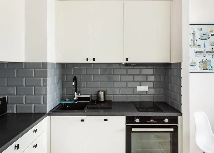 Prymasa Tysiaclecia Comfort By Bookinghost