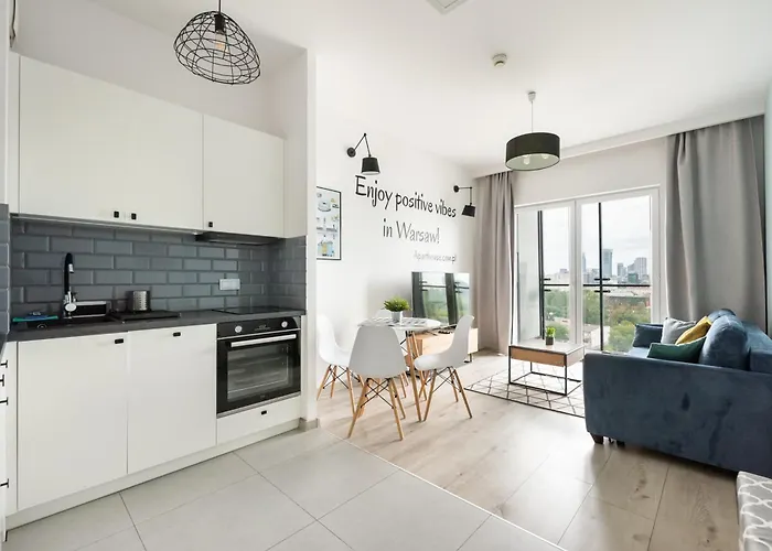 Lejlighed Prymasa Tysiaclecia Comfort By Bookinghost