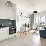 Appartement Prymasa Tysiaclecia Comfort By Bookinghost